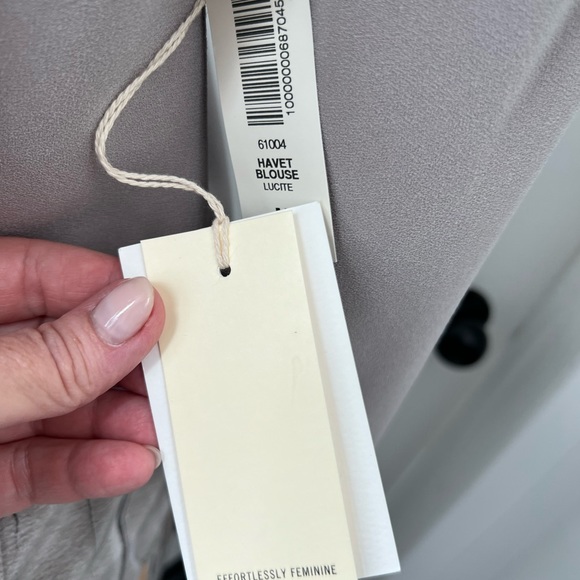 Wilfred open shoulder blouse - Picture 4 of 5